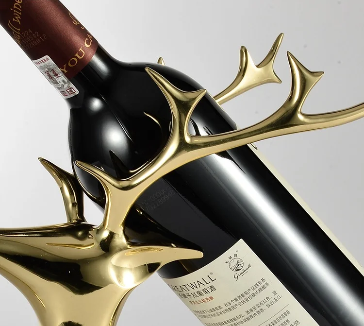 Animal type wine rack home decoration and hotel table decoration copper deer decorative metal wine rack