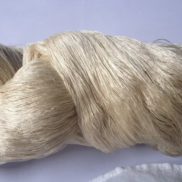100% Mulberry spun silk yarn,Hot selling, 2/210Nm  long fiber  100%noil silk.raw white yarn.