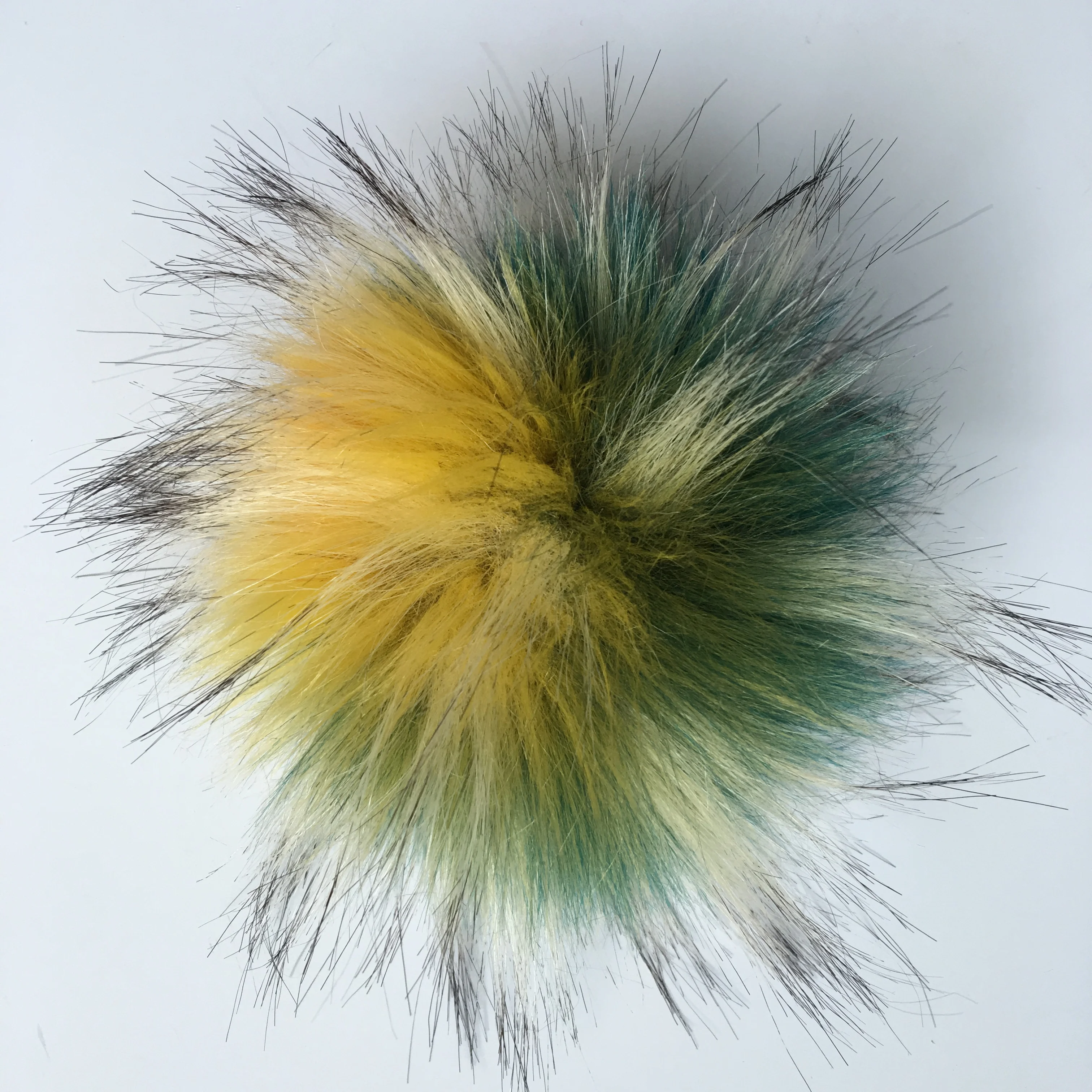Eco-friendly Factory Wholesale Colorful High Similar Faux Fox Fluffy Fur Pom Poms Balls