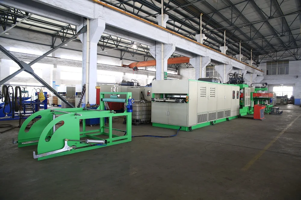 Машина для производства пищевых контейнеров из полистирола