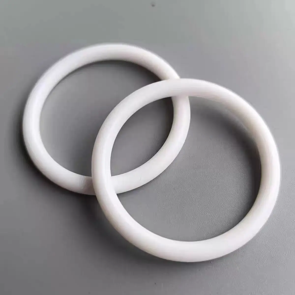 Уплотнительное кольцо PTFE с белым высокотемпературным сопротивлением уплотнительное