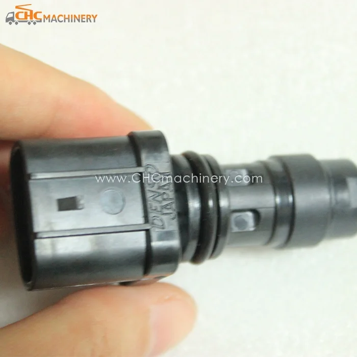 8-98147010-0 Camshaft Position Sensor For I.suzu 4HK1 6HK1 6WG1 6UZ1 ZX50 OEM and Genuine Japan Truck Engine Revolution Sensor