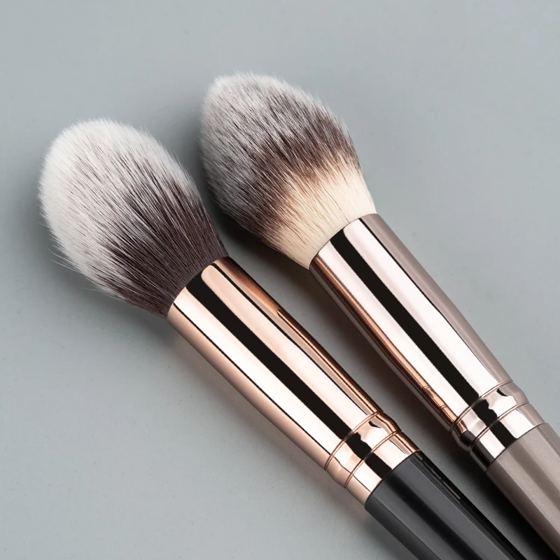 Anmor Professional Make Up Brushes Face Highlighter Makeup Brush