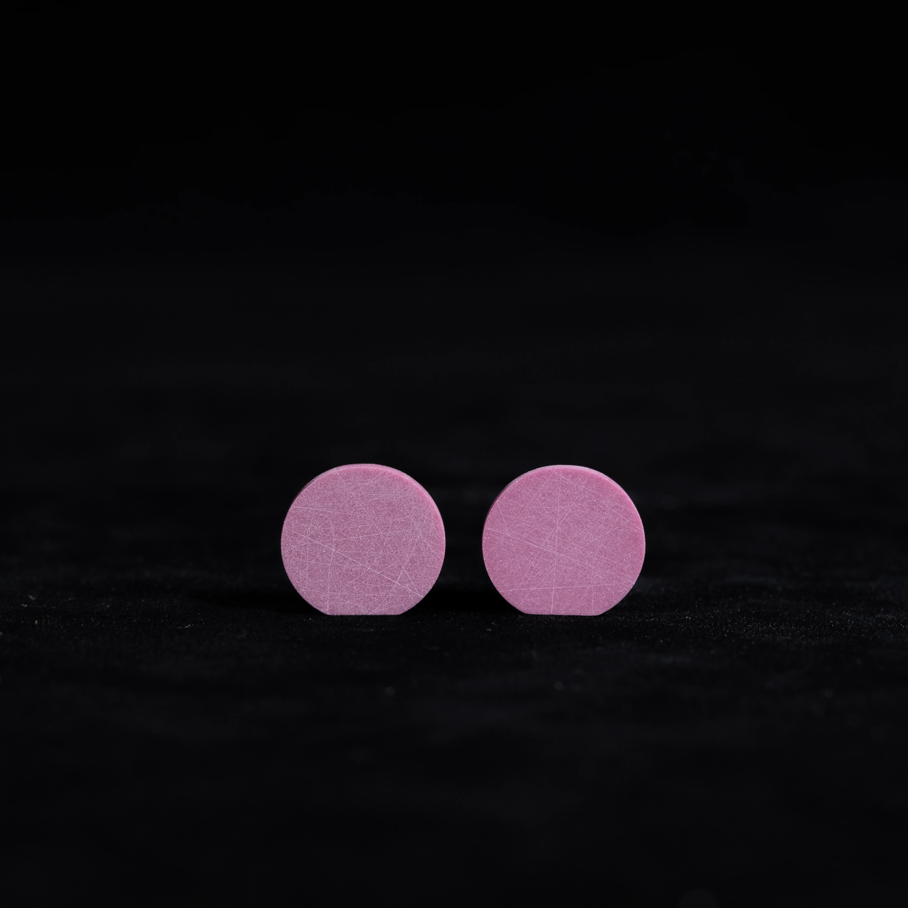 red pink 96 99 round alumina ceramic disc