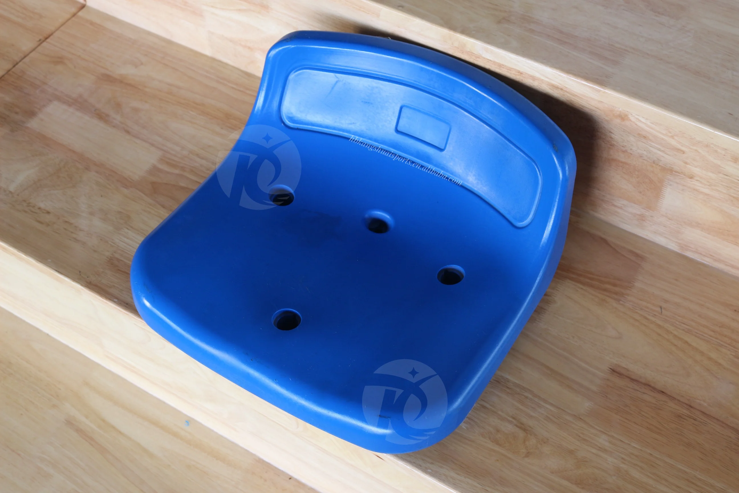 Wholesale factory price indoor outdoor stadium low back plastic chair stadium seats stadium chairs bleacher seats