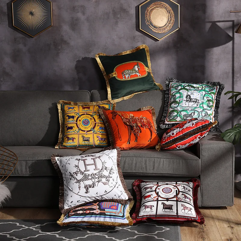Hot selling luxury horse design velvet colorful home decor throw pillowcase cushion solid pillow cover sofa macrame pillow case