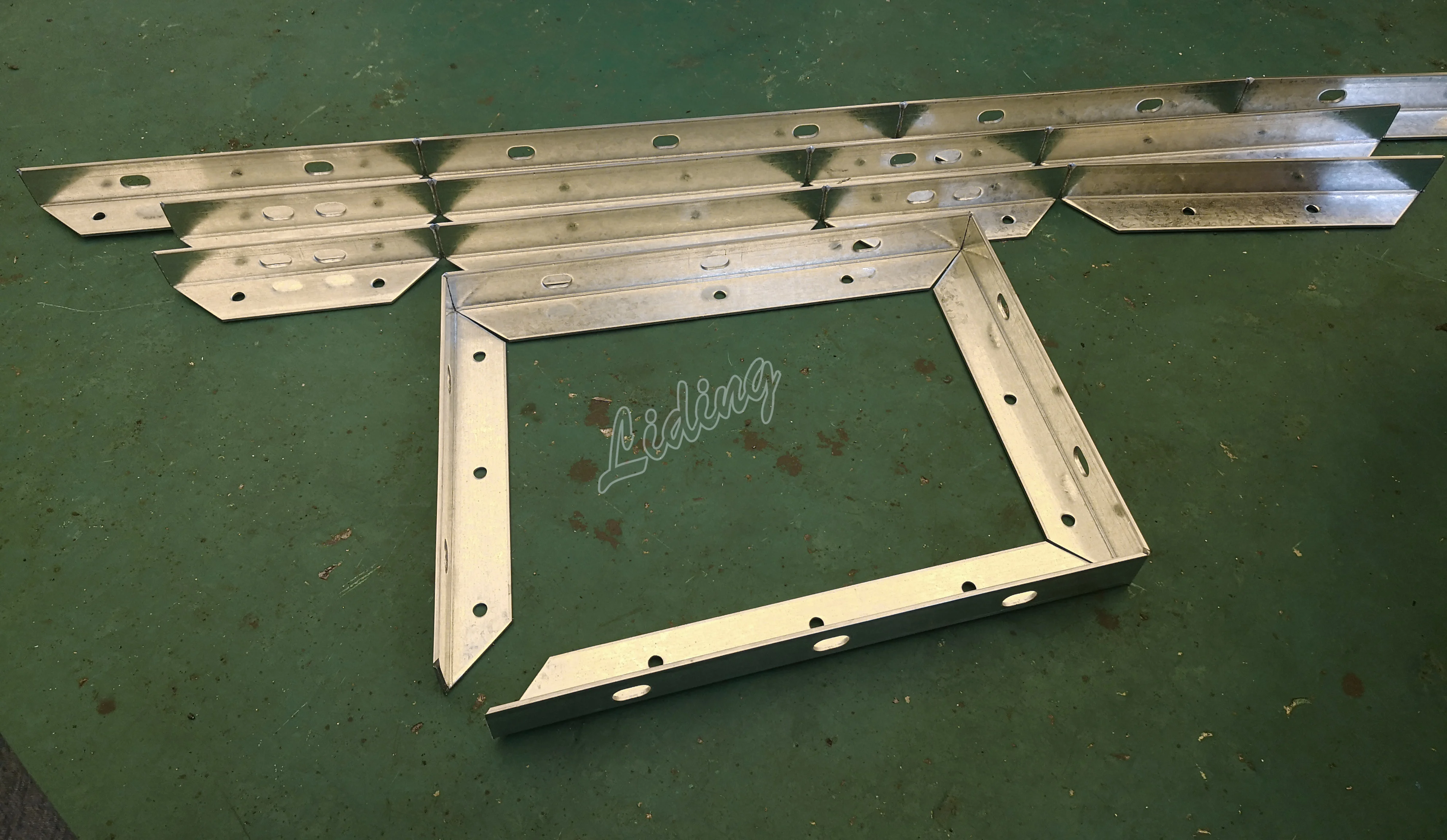 L Angle Cold Press Roll Forming Machine L Shape Keel Purlin Making Machine for drywall partition system