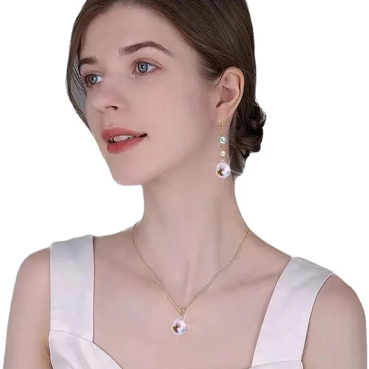 Crystal factory wholesale top hole strawberry faceted crystal glass beads  for jewelry natural stone beads