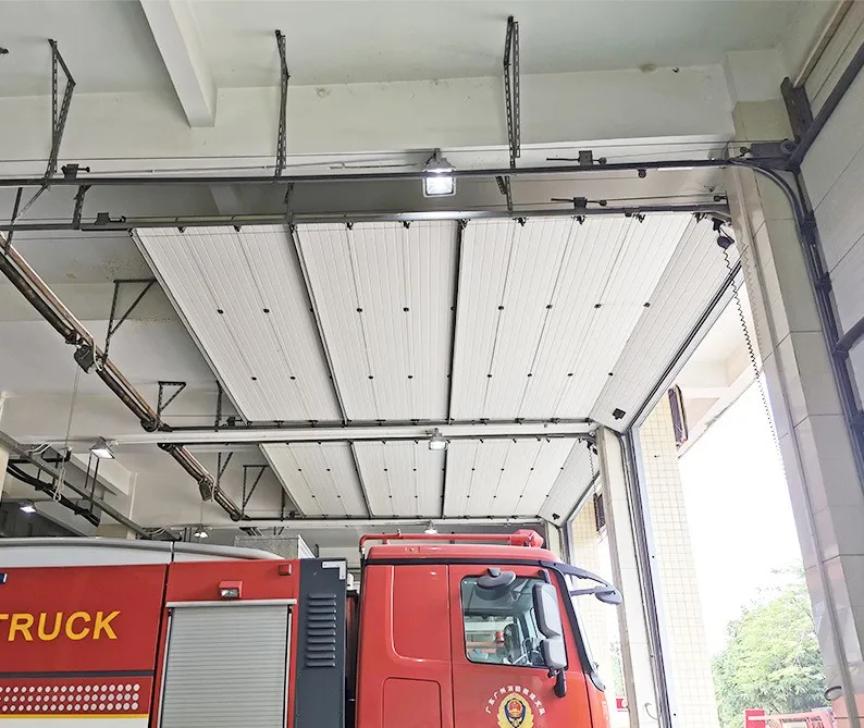 Electric industrial sectional lifting door vertical high lift automatic sliding up door