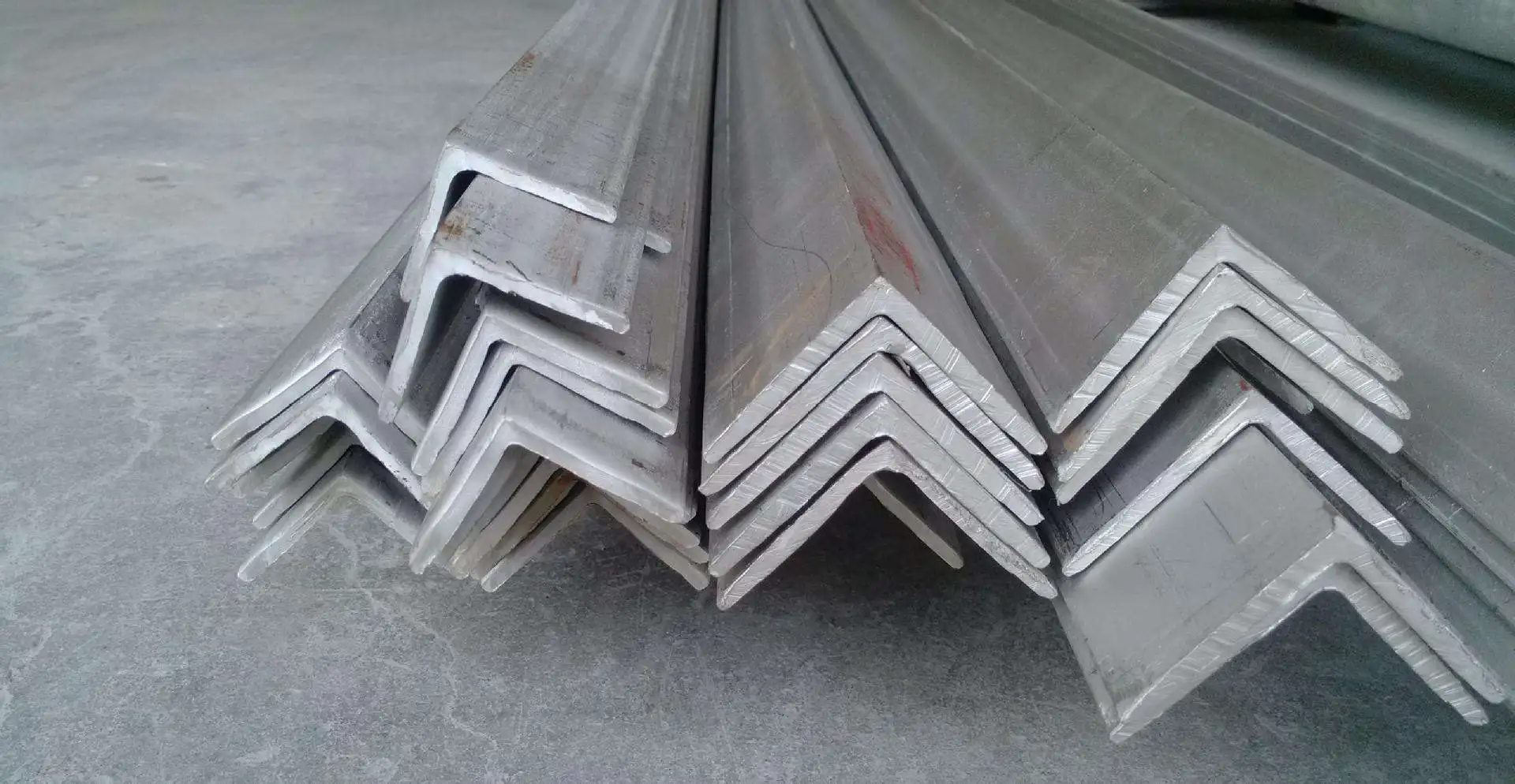 china wholesale low carbon angle steel