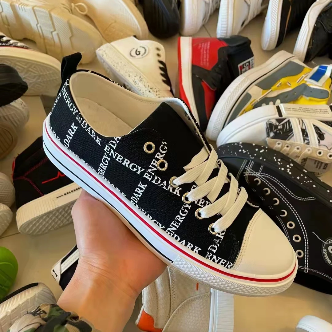 Wholesale New Design Famous Brand Designer Lace-Up Men Sport Shoes Male Running Shoes Sneakers Stock