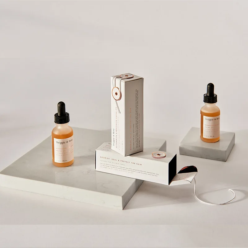 Personalized Eyelash Essential Oil Packaging Box Custom Logo Print Mini Folding  Perfume Bottle Nail Polish Specialty Paper Box
