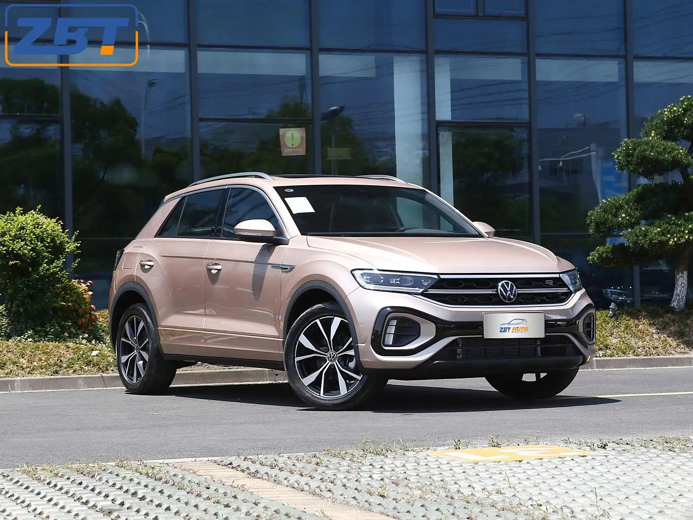 2024 VW Best prices Volkswagen ROC 1.4T 300TSI Fashion Intelligence Edition Used  Chinese Cheap Used Auto suv Gasoline Car