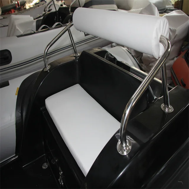 China Factory 13ft RIB390C Boat Fiberglass Inflatable Rowing Boats with Center Console RIB and Outboard Motor for Fishing