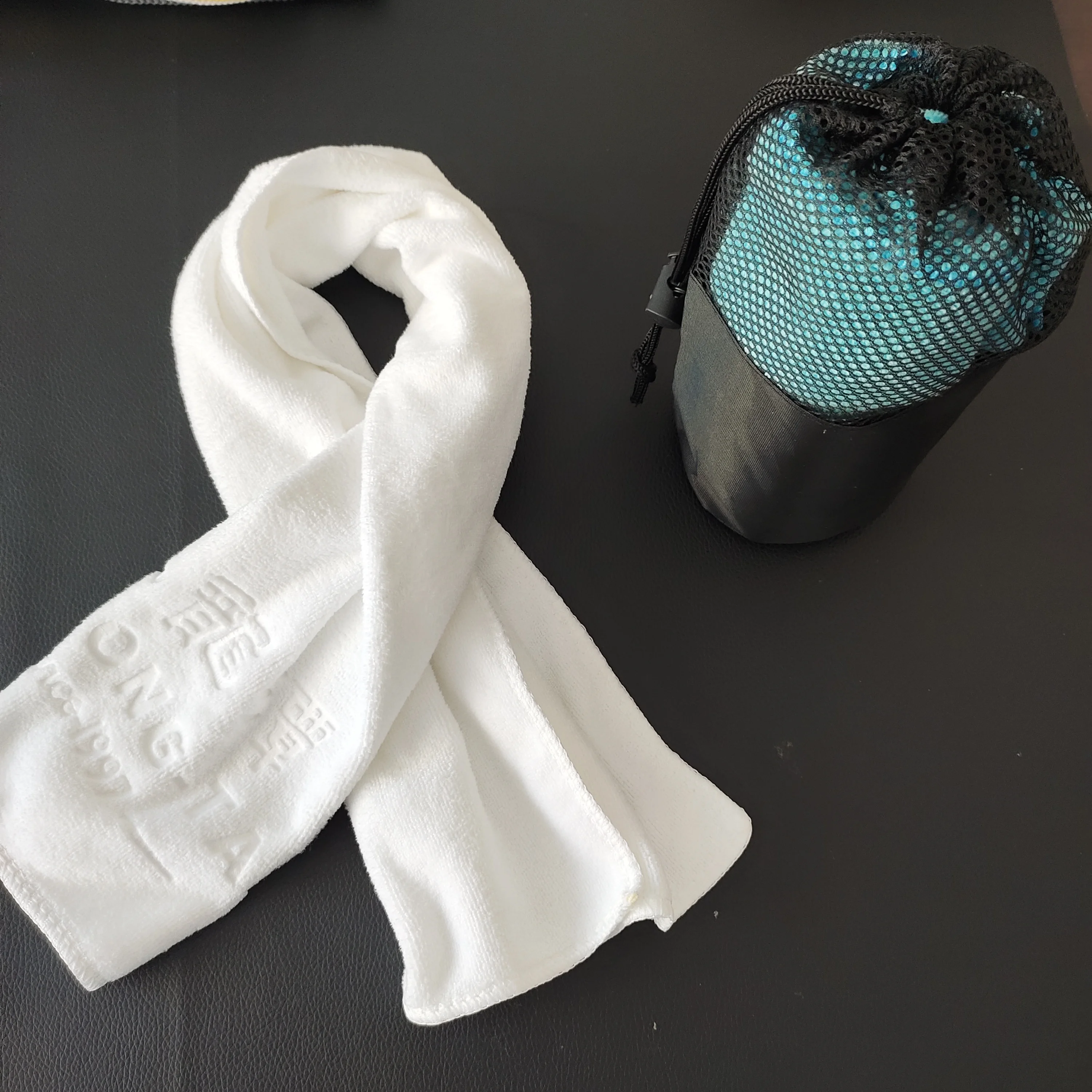 China manufacture Microfibre Custom Print Logo Swim Gym Fitness Towel Sports Fishing Towel With custom packing