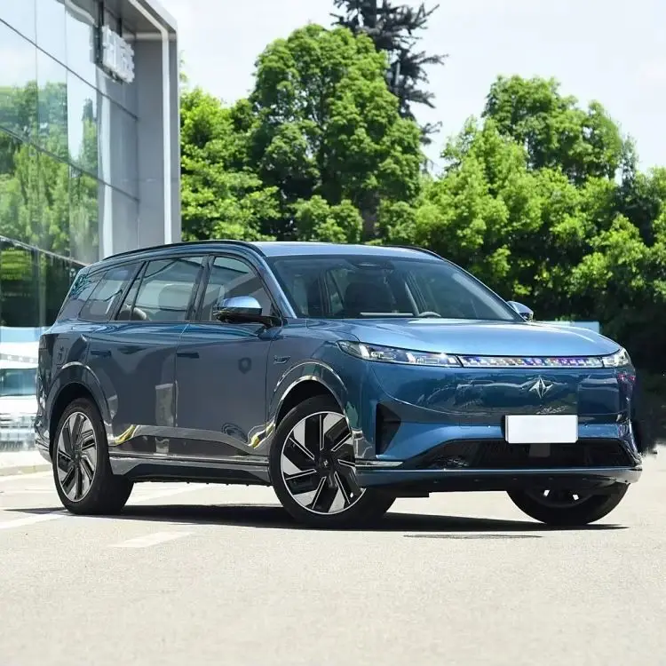 Dongfeng Yipai E008 New Energy Vehicle Fast Delivery Pure Electric Medium Large Car with 636km Extended-Range Hybrid Fast Motor