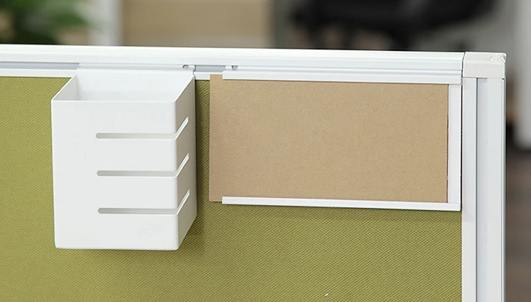 D32 table screen.JPG