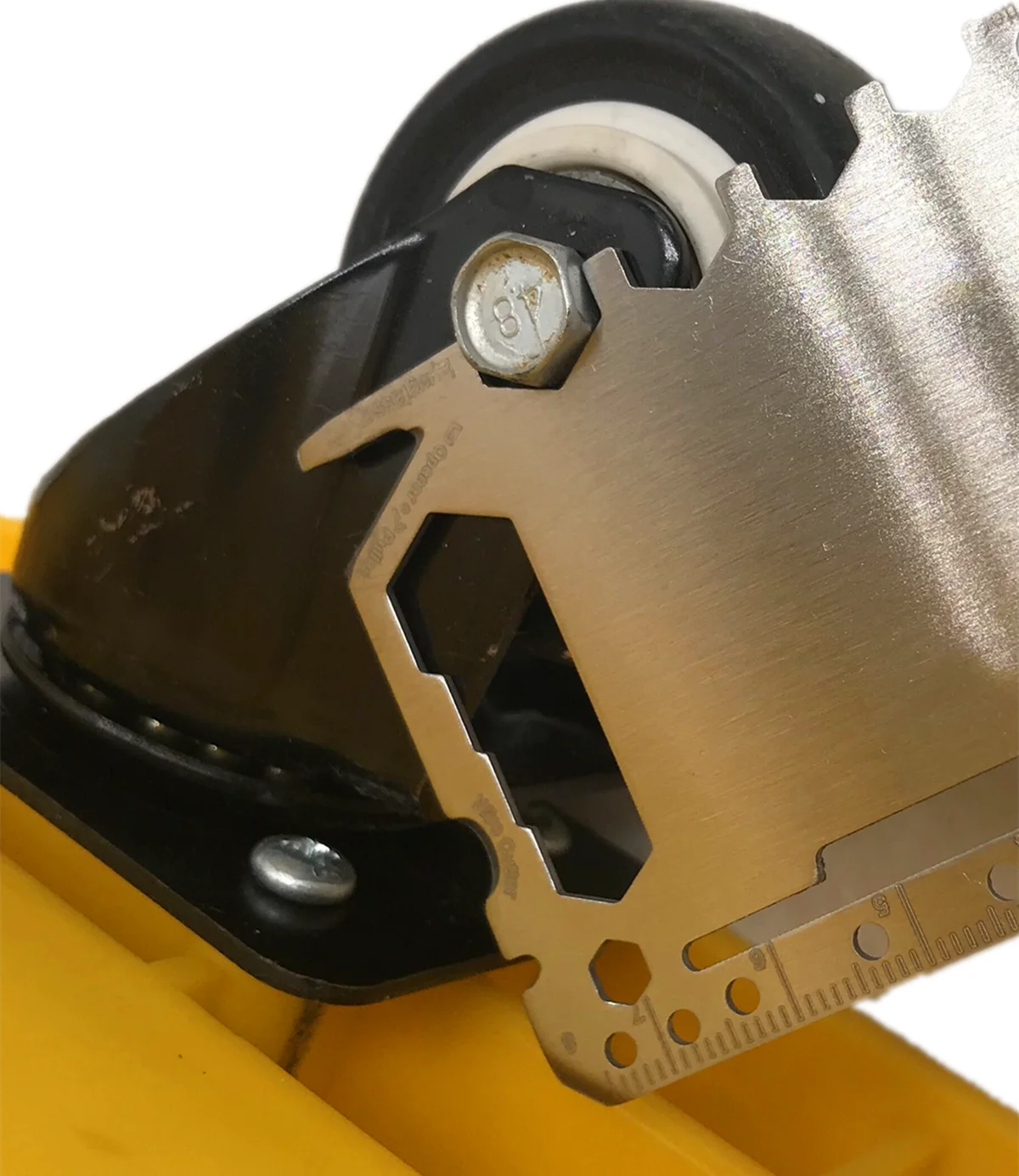 
Cheap Factory Price Innovative Multi Function Credit Card Smart Gadgets Beer Bottle Opener 