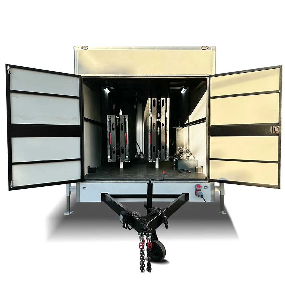 2024 Hot Selling 21 Square Meters Enclosed Mobile LED Trailer For Live Broadcast Of The Football Game