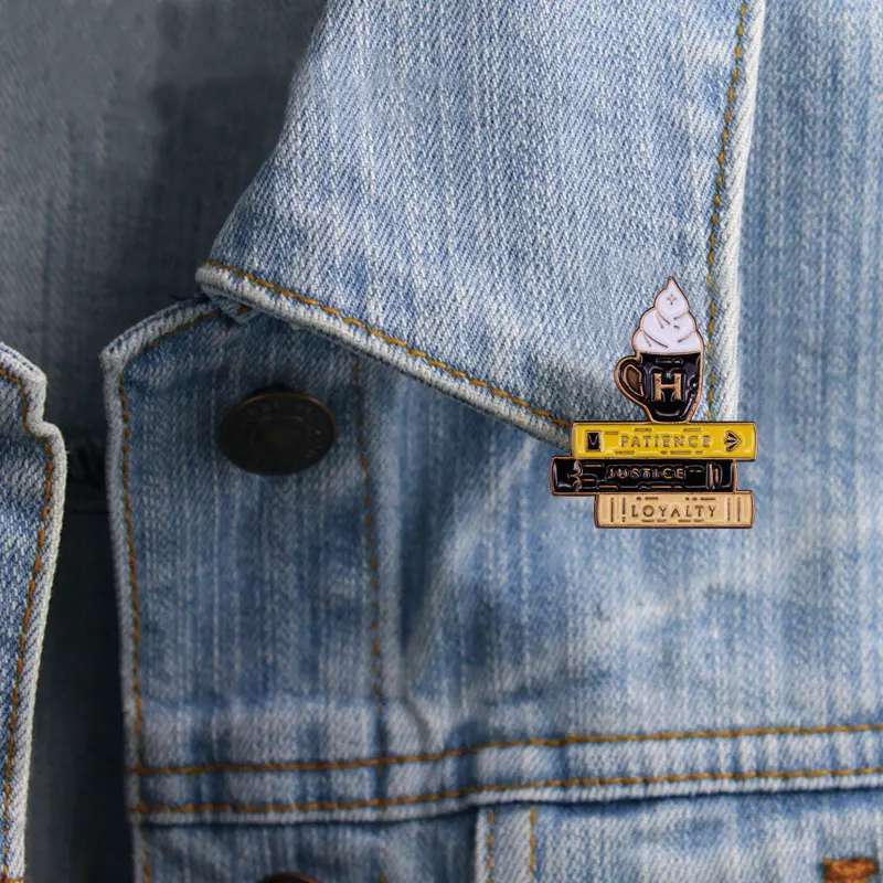 Hard Work Patience Justice Loyalty Hufflepuf Wizard House Pride Badges Wizarding School Book Stack Brooches
