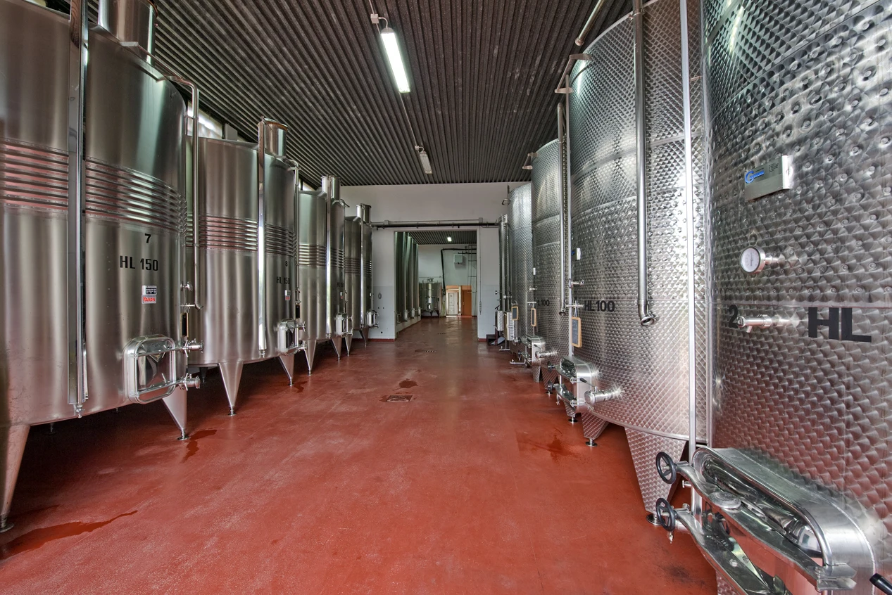 IL CILIEGIO Wholesale Beer Prices High Quality Artisan Crafted Blonde 5% Vol Glass Beer from Tuscany 50 cl