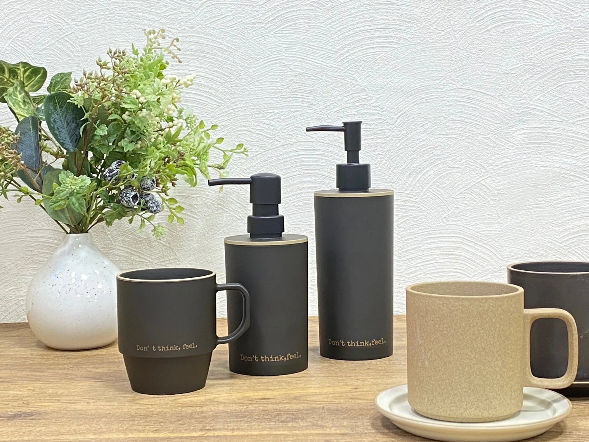 Диспенсер для мыла и лосьона для ручной стирки