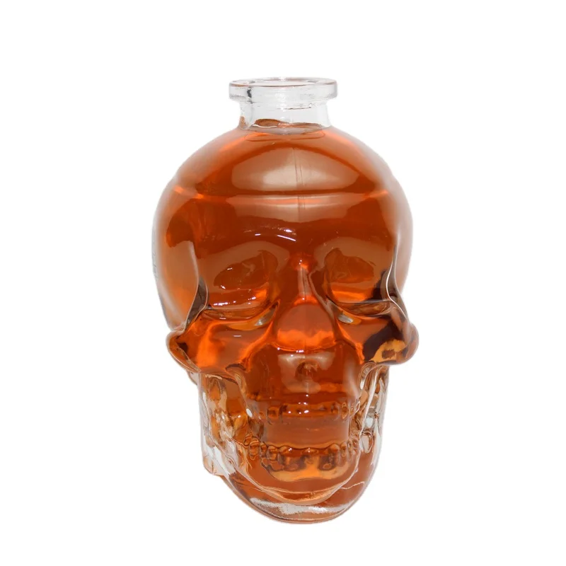 China factory super flint glass skull head shape whisky vodka gin rum liquor bottle with cork stopper