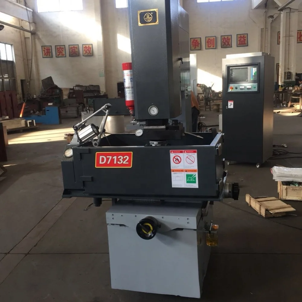 Znc Sparking Erosion CNC Edm Die Sinking Machine D7132