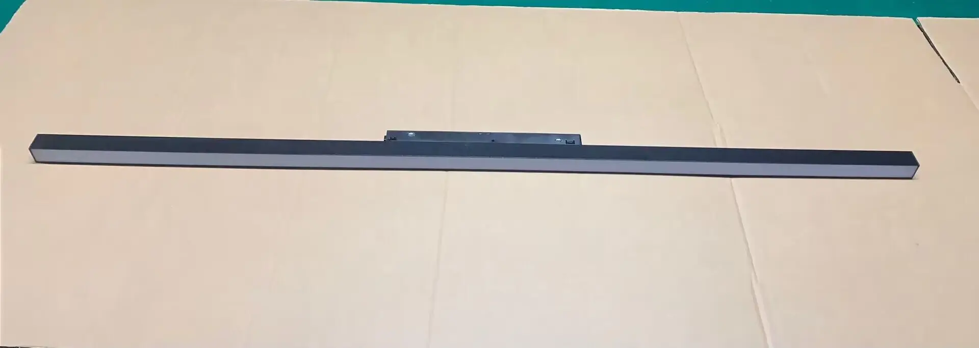 DALI and 0-10V dimmable LED magnetic track spot light