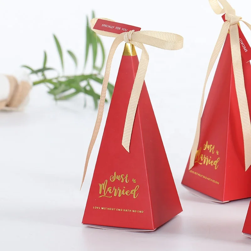 Eco-friendly Wholesale Golden Foil Wedding Favor Red Candy Box, Grosgrain Ribbon Paper Box with Specially for You Label