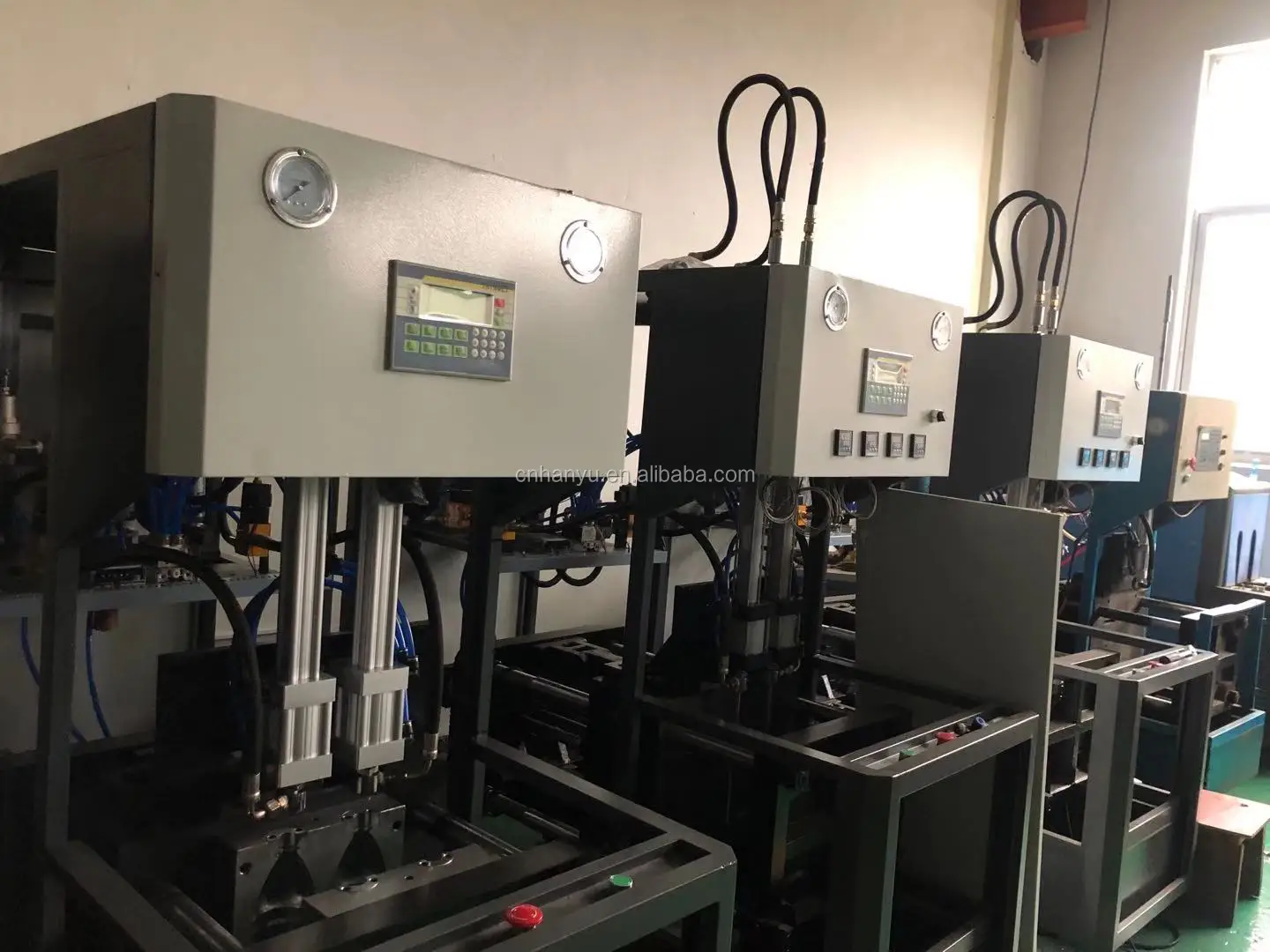 semi automatic hot filling plastic bottle machine/juice bottle making machine