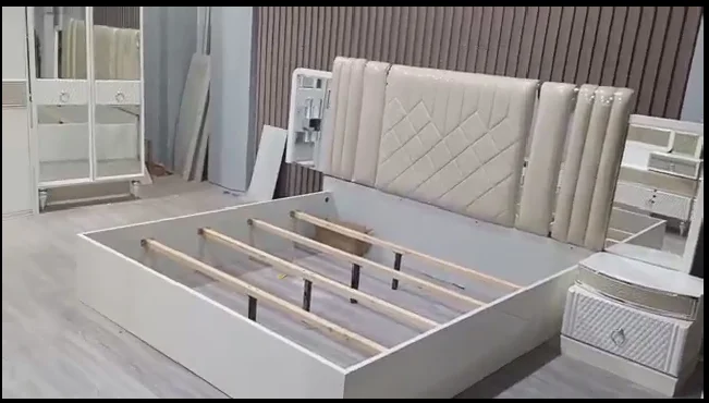 Leading bed wholesale modern luxury complete home furniture king queen size mirrored bedroom furniture set