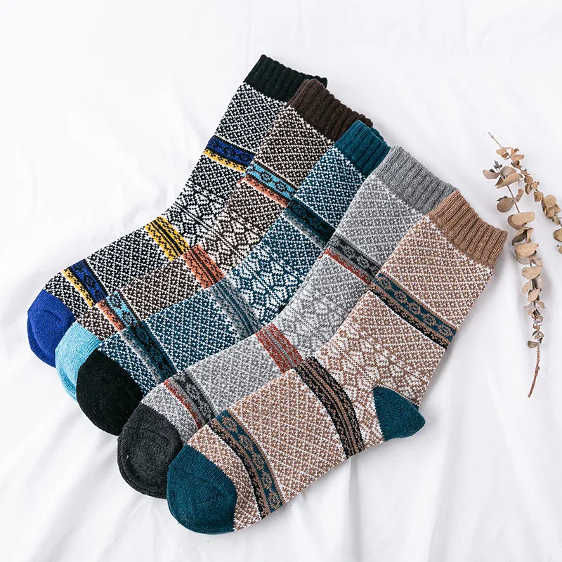 Winter Warm Thermal Thick Retro Merino Wool Socks Wholesale