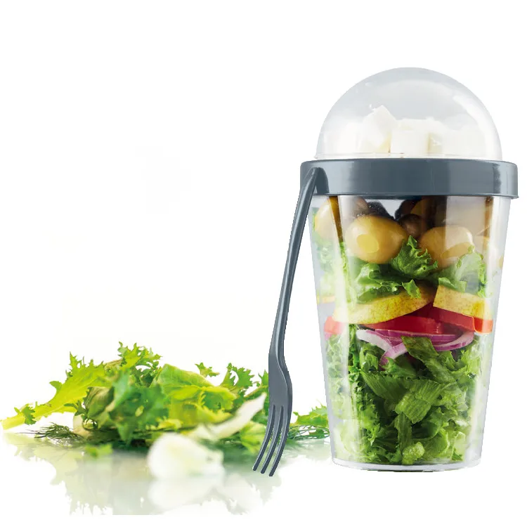 New design plastic breakfast yogurt cereal to-go container cup with spoon