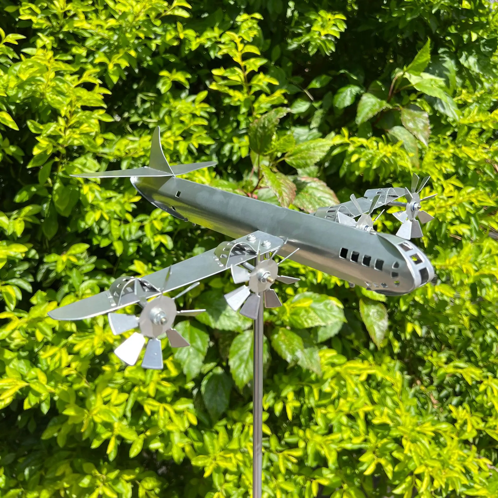 YJL Creative Metal Garden Decoration Garden Wind Spinners Fortress Aircraft Rotating Windmill Metal Wind Spinner