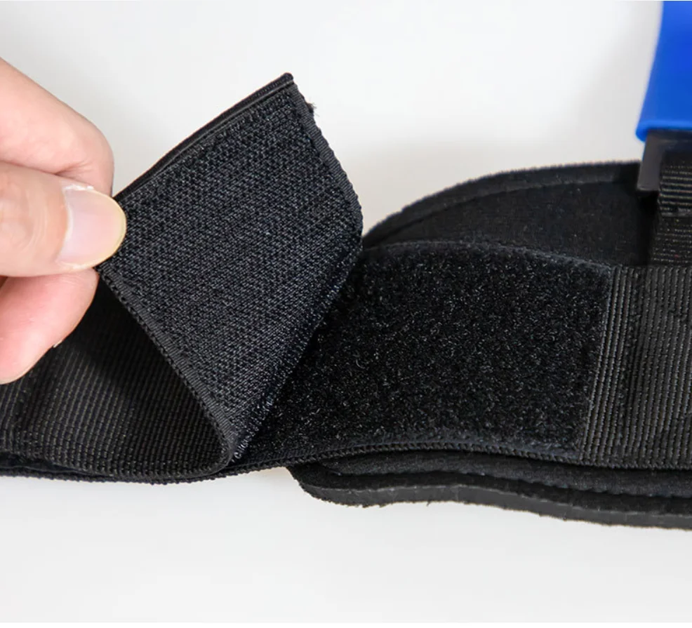 Weight Lifting Hooks Pull Up Grips Wrist Wraps Straps Weightlifting Grip Wrist Support For Gym Workout