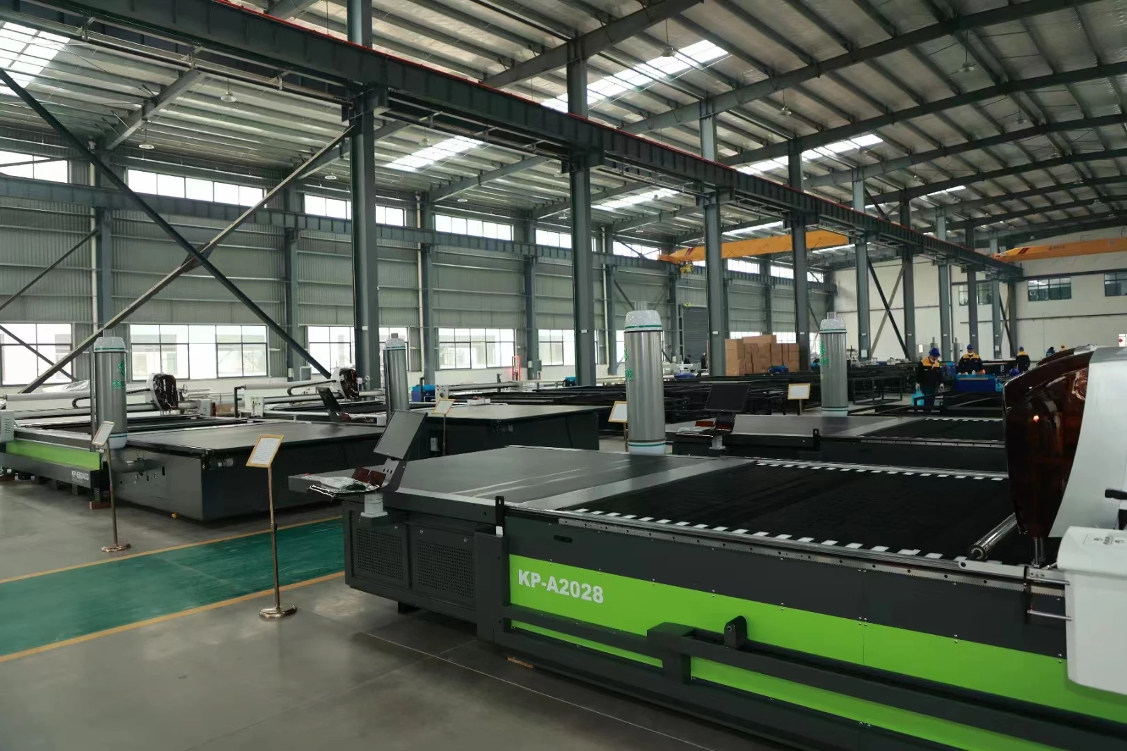 Factory Direct Sale Straight Knife Cloth Cutting Machine for Textile Industry Cutting Efficient Cloth Cutting Machines