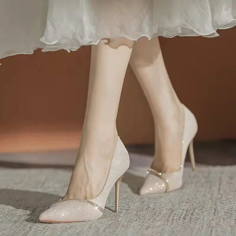 High quality Noble Luxury Dinner high heels Tastefully Diamond micro flash Pumps Shallow mouth Pointy stilettos Party Club Shoes