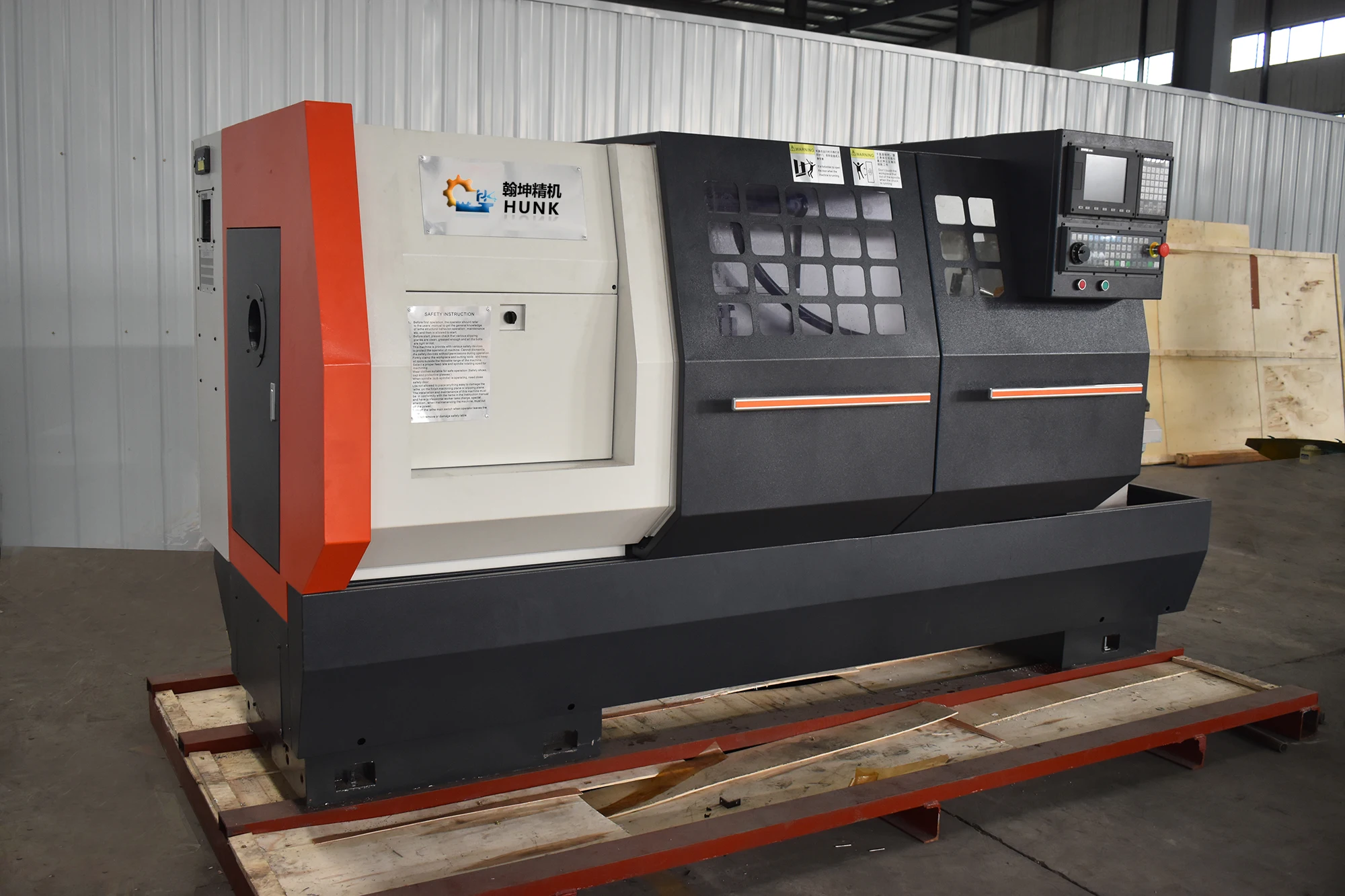 Автоматический токарный станок с ЧПУ Fanuc ручным