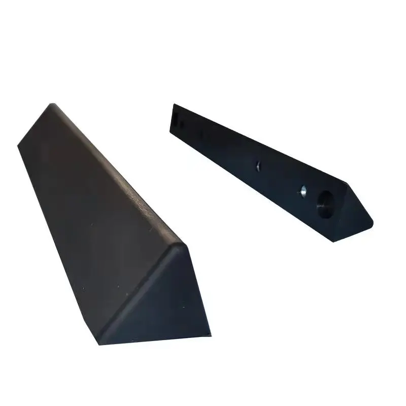 Special-shaped shock-absorbing rubber strip rubber sealing strip with screw rubber strip