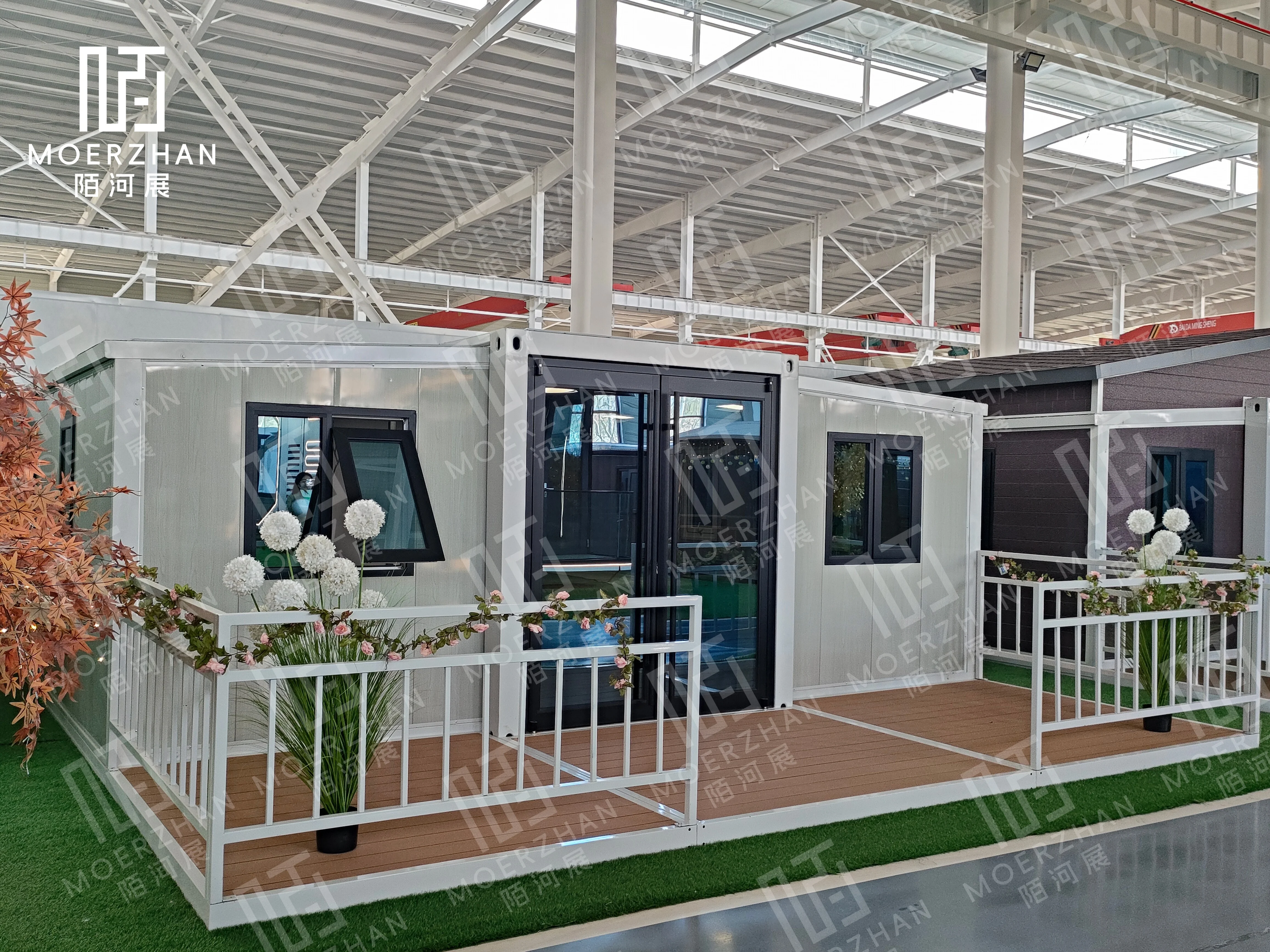 High-end Small Luxury Expandable Home Container House 20 Feet Prefabricated Villa