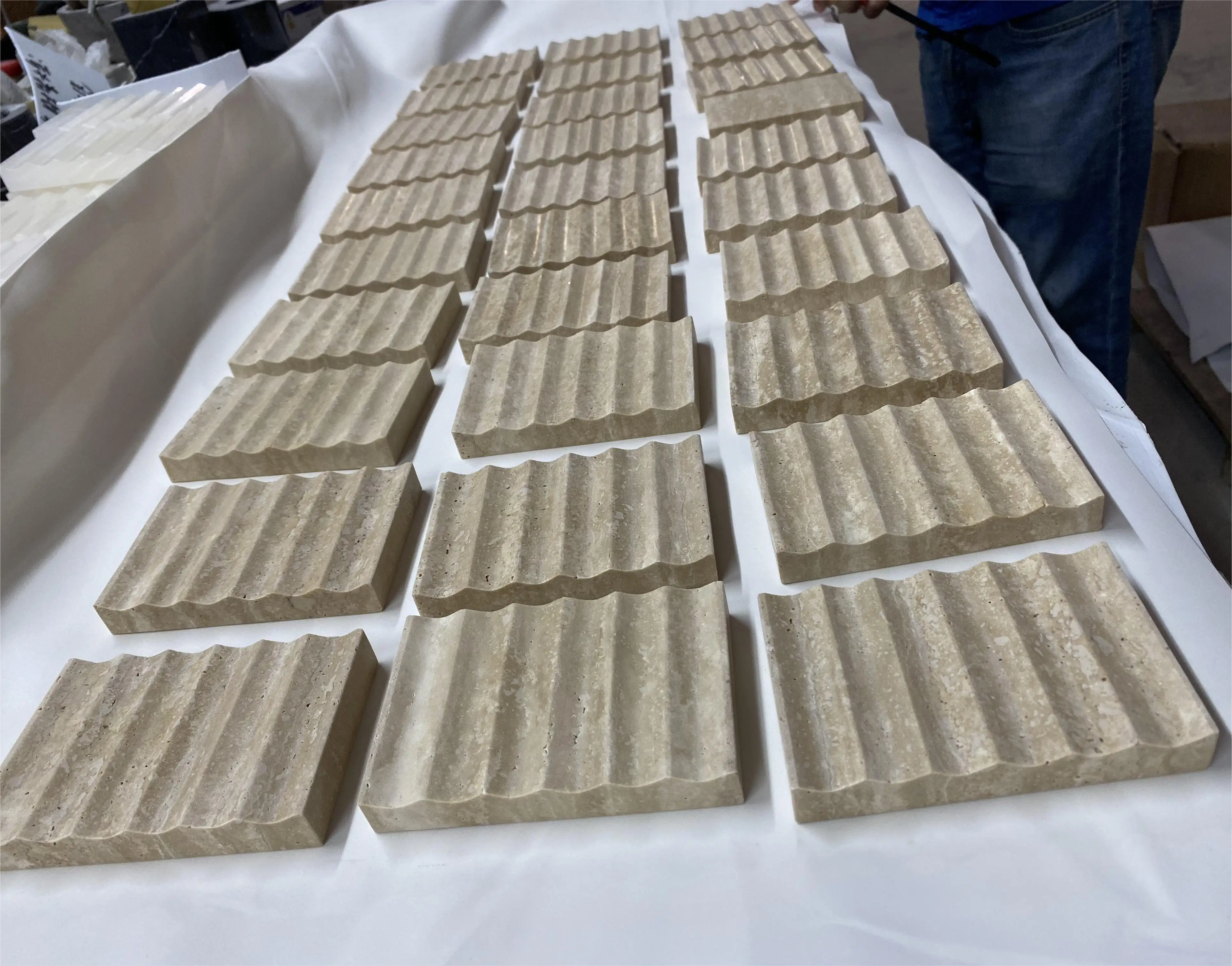 SHIHUI Factory Custom Design Modern Rectangle Beige Travertine Soap Dish for Shower Bathroom for Home and Hotel Use