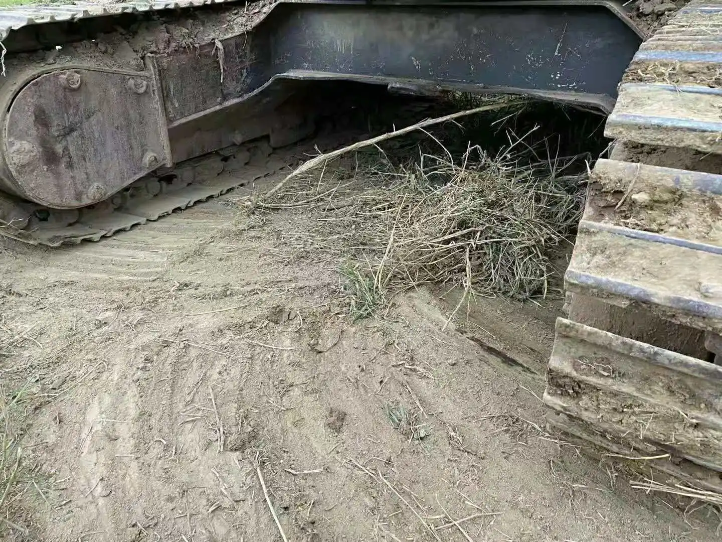 Second hand 6ton doosan excavator in dubai used doosan excavator DX60 DX60-9 DX60E DX60R DX60W DH60-7