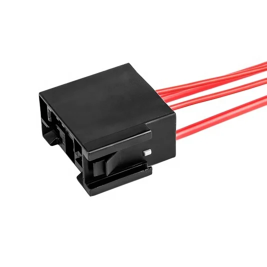 Wring Harness HX479 Connector 12158100 4-pin fuse holder for Mini and Maxi Euro fuses with mount for connection with relay box