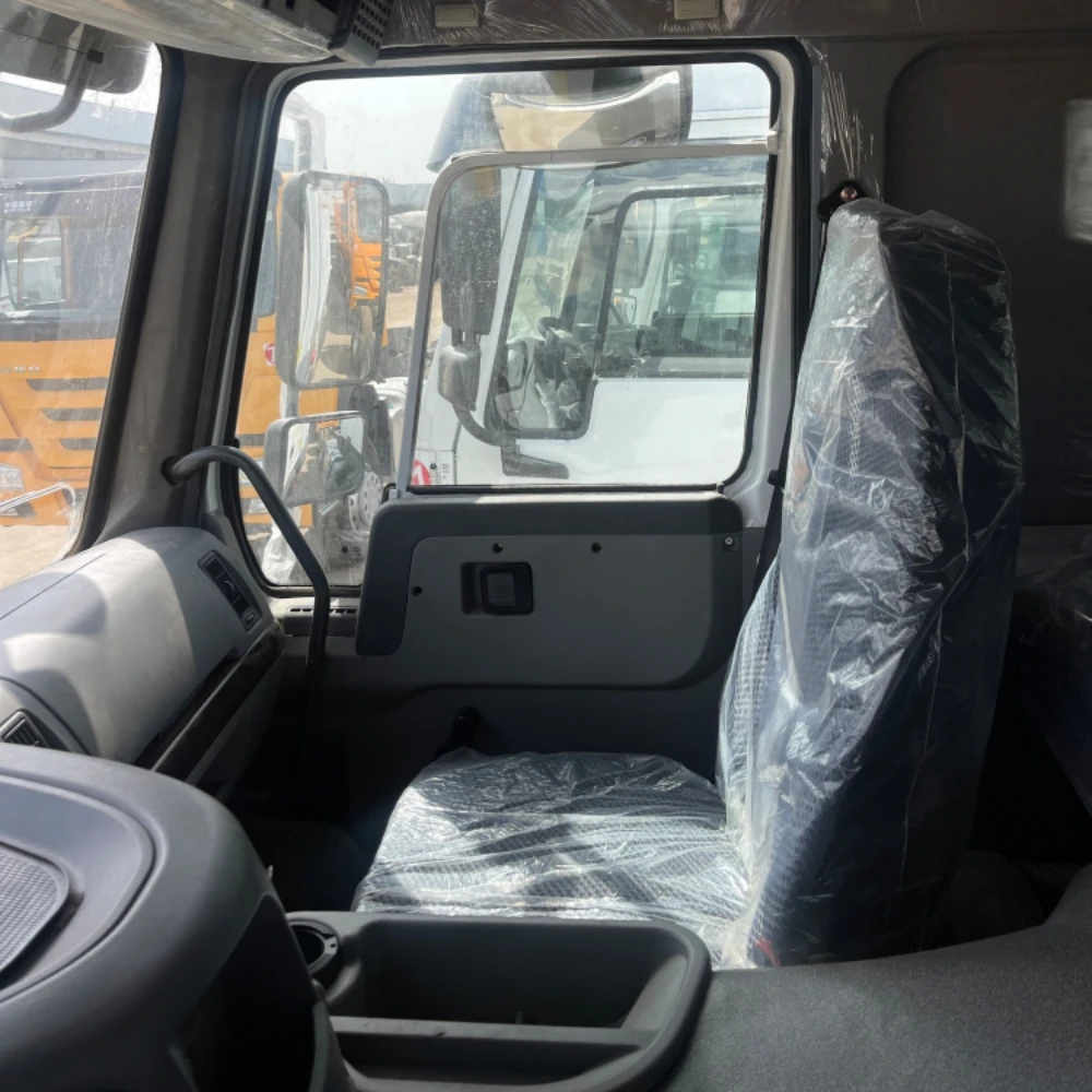 SINO TRUCK 10 Wheeler RHD 30tons Second Hand 6x4 Used HOWO Tipper Dump Truck