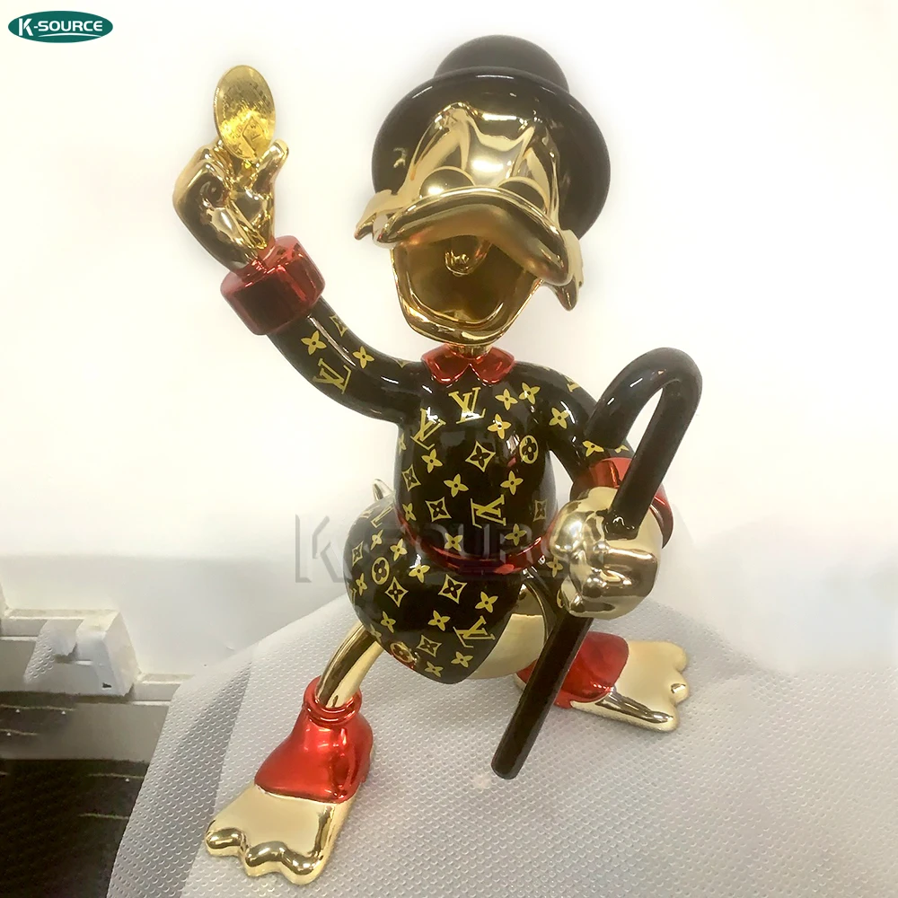 Rich money bag Donald Duck decorative sculpture Fiberglass sculpture Donald Duck resin crafts gallery display