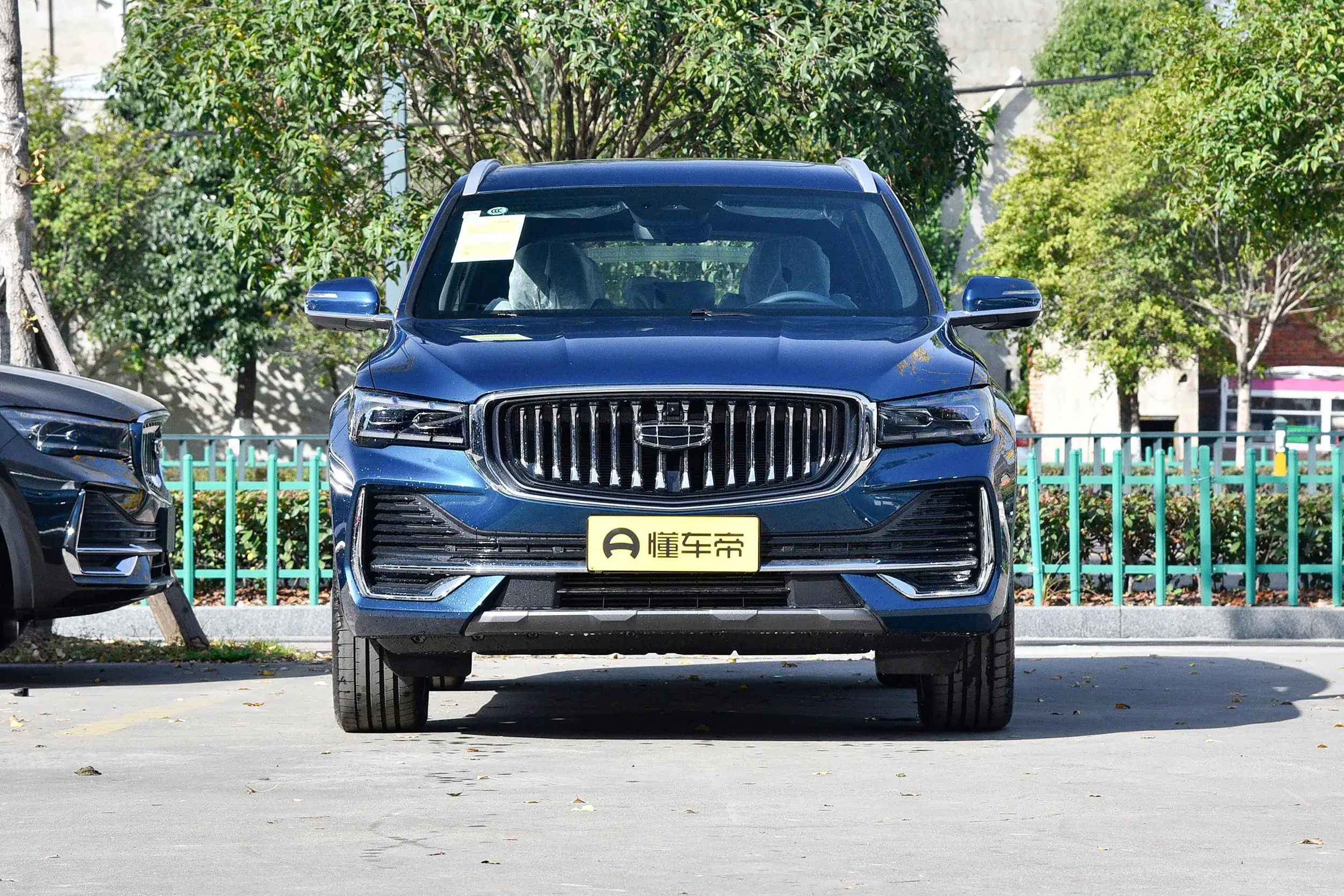 2024 New Cars Geely Monjaro 2.0T 8AT High Power Compact SUV Petrol Vehicles Geely Xingyue L Gasoline Cars