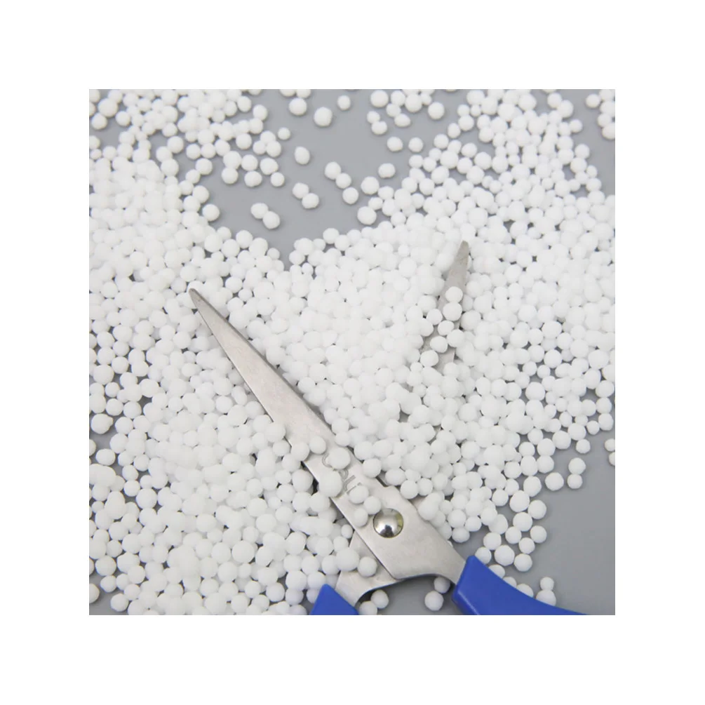 Большое количество мочевины, 46 карбамидное удобрение