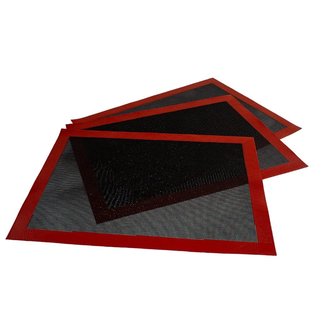Daily Use Breathable High Temperature Resistance 300*400*0.7mm Perforated Baking Mat Silicone