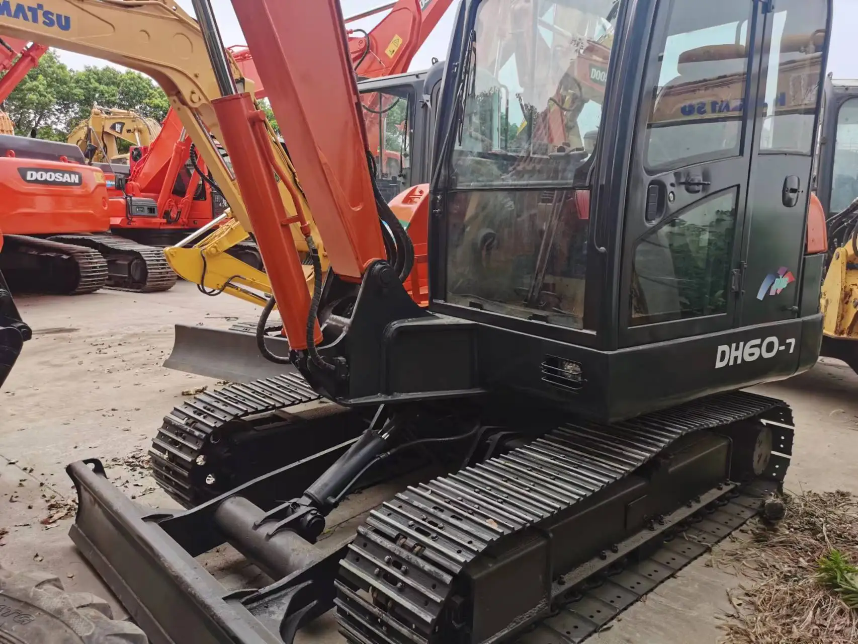 Hot Sell cheap price japan original Used construction machinery DH60 DH55 PC55 DIGGER  for Sale in shanghai